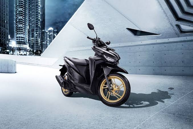 Harga Vario 150 Putih Bekas. Harga Motor Honda Vario 150 Bekas Anjlok! Apa Spesifikasinya Masih Layak Beli?