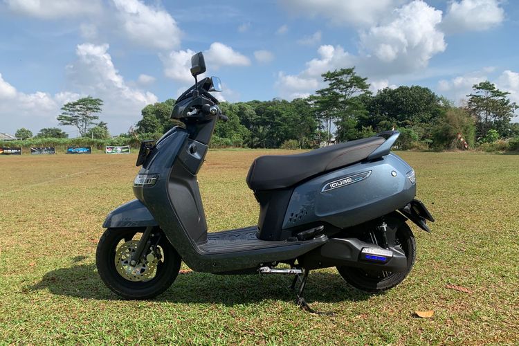 Honda Vario Mua ở đâu. Rasa Berkendara TVS iQube, Motor Listrik Nyaman dan Bertenaga