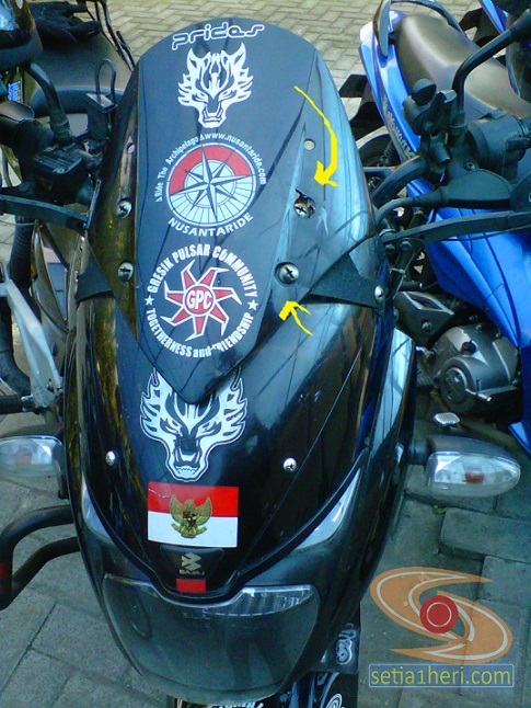 Cara Pasang Visor Cs1 Di Vario 125. Hiks…visor milestone retak