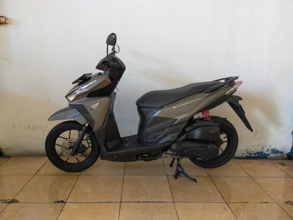 Vario 150 Tahun 2017 Bekas. Jual Motor Honda Vario 150 EXCLUSIVE ESP 2017 Bekas, Detail dan Spesifikasi