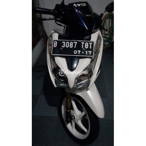 Harga Vario 125 Tahun 2012 Warna Putih. Honda Vario 125 Tahun 2012 Putih Biru Km 34800 Like New di Jakarta