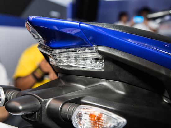Honda Vario Atau Yamaha Nvx. Komparasi tuntas-taaasss… Honda Vario 150 vs Yamaha NVX 155,…. soal kapasitas bagasi, mana yang lebih luas …??? (4)