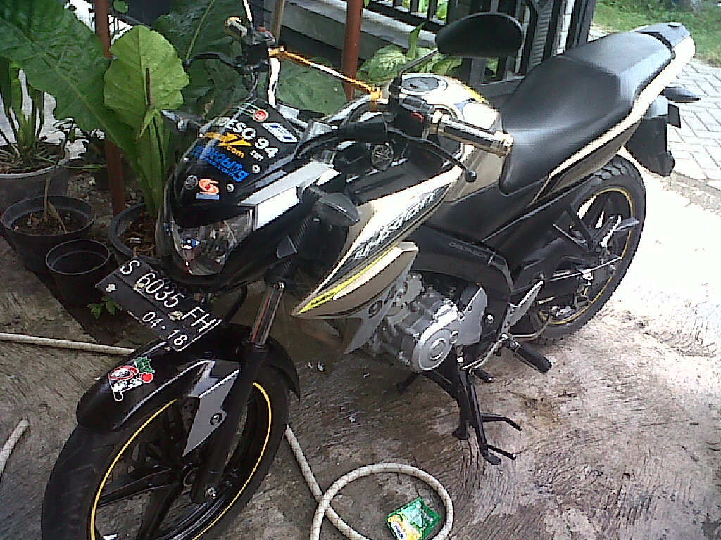 Shock Depan Vario Bunyi Tok Tok. Si Gold NVL : Shock depan bunyi celetuk-celetuk, itu komstir atau memang shocknya yang bermasalah?