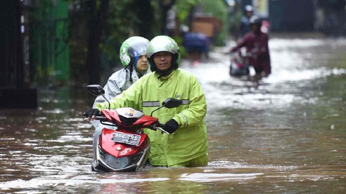 Motor Vario Kemasukan Air. Efek Mesin Motor Kemasukan Air Cukup Fatal, Lakukan Pengecekan