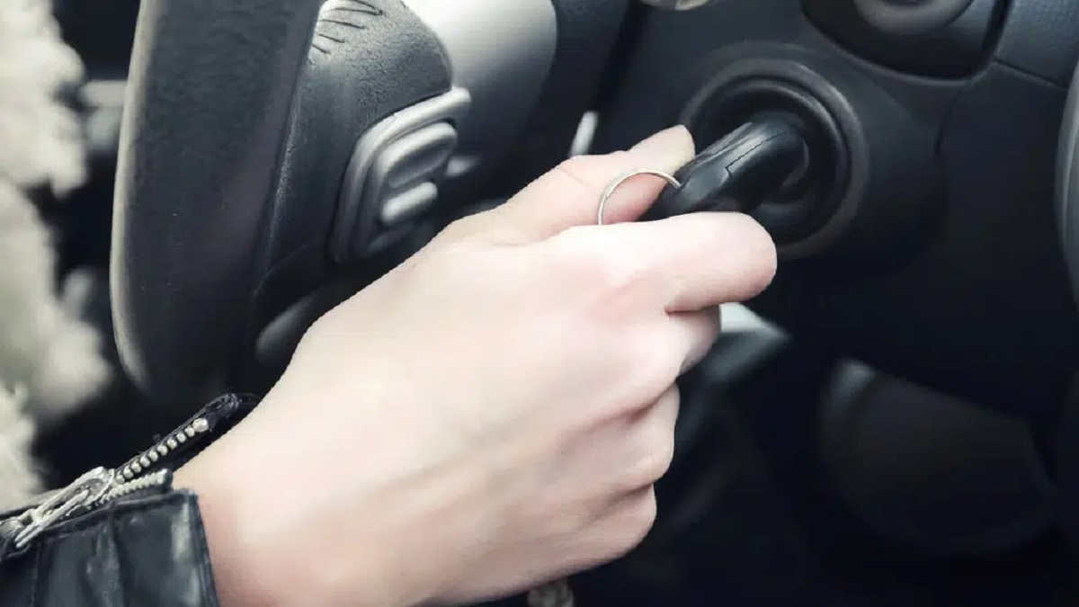 Lupa Mematikan Kunci Kontak Motor. Kunci Kontak Mobil Lupa di Off, Ketahui Dampaknya