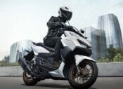 Harga Spakbor Belakang Motor Vario Karbu. Daftar Aksesoris Resmi Motor Honda