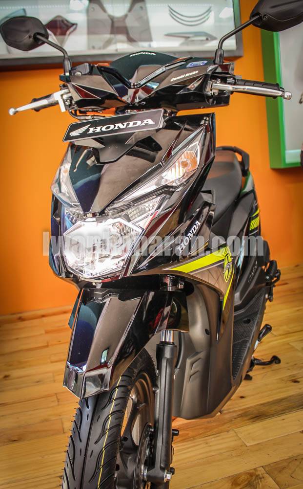 Mặt Nạ Xe Vario 2017. Honda resmi rilis new Beat 2017…..desain berubah, fitur nambah Eco & ban tubeless. Berikut sosok detilnya !