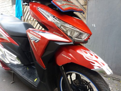 Vario Techno Warna Merah. Honda Vario Techno 150 LED Tahun 2015 warna merah