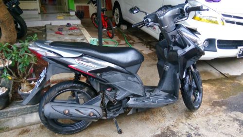 Vario Techno Warna Abu Abu 2010. Vario Techno 2010