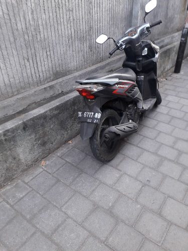Vario Techno 110 Hitam Silver. Vario Techno 110 Tahun 2011 Kondisi Terawat Termurah Hari Ini
