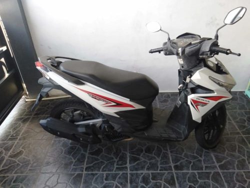 Harga Motor Vario 125 Tahun 2015 Surabaya. Jual Honda Vario 125 thn 2015