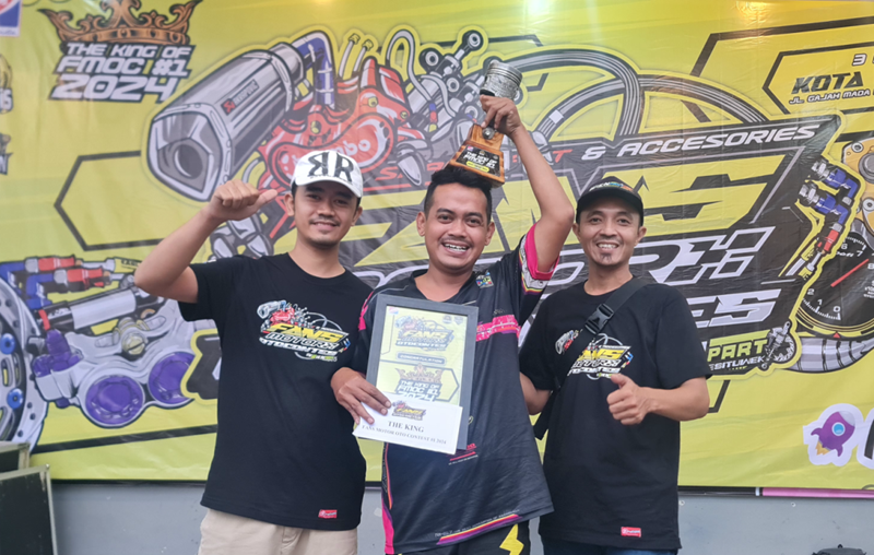 Vario Modif Kontes. Jawara Terbaik Kontes Modif - Fans Motor Otocontest 2024, Kota Cinema Mall - Jember