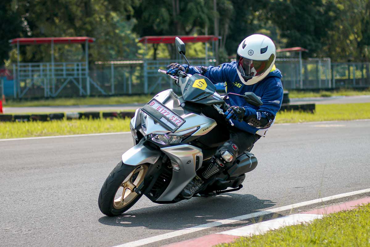 Ganti Kanvas Rem Vario 150. Kapan Harus Ganti Kampas Rem Motor, Kenali Tanda-tandanya!